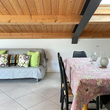 Villa Luma - Walterigato Apartments Solo Per Famiglie Lido di Jesolo Luaran gambar